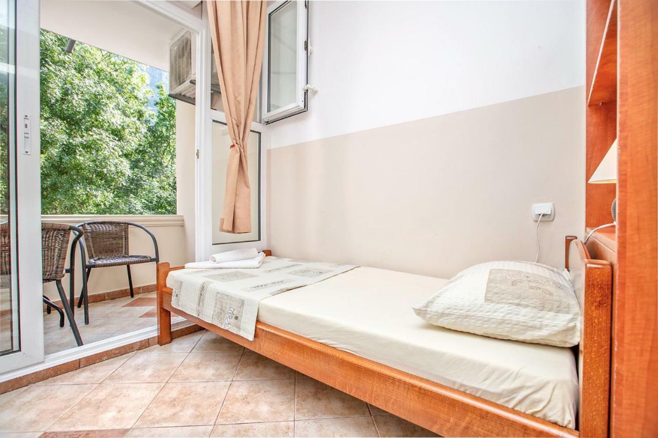 Apartments Villa Popovic コトル エクステリア 写真