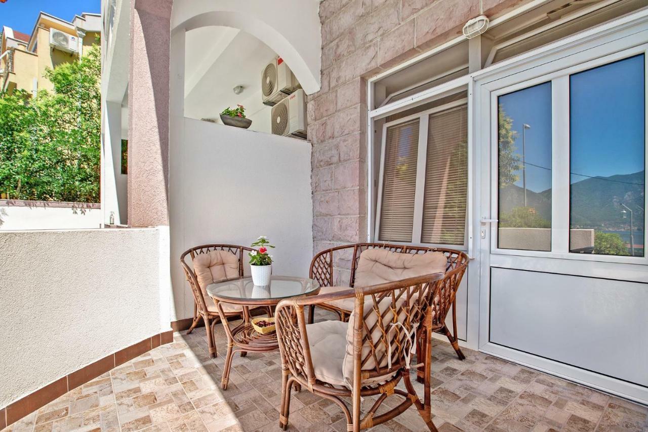 Apartments Villa Popovic コトル エクステリア 写真