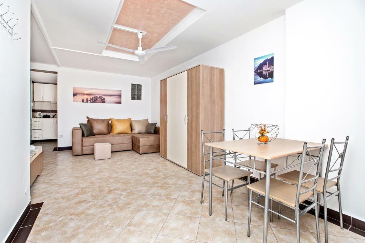 Apartments Villa Popovic コトル エクステリア 写真